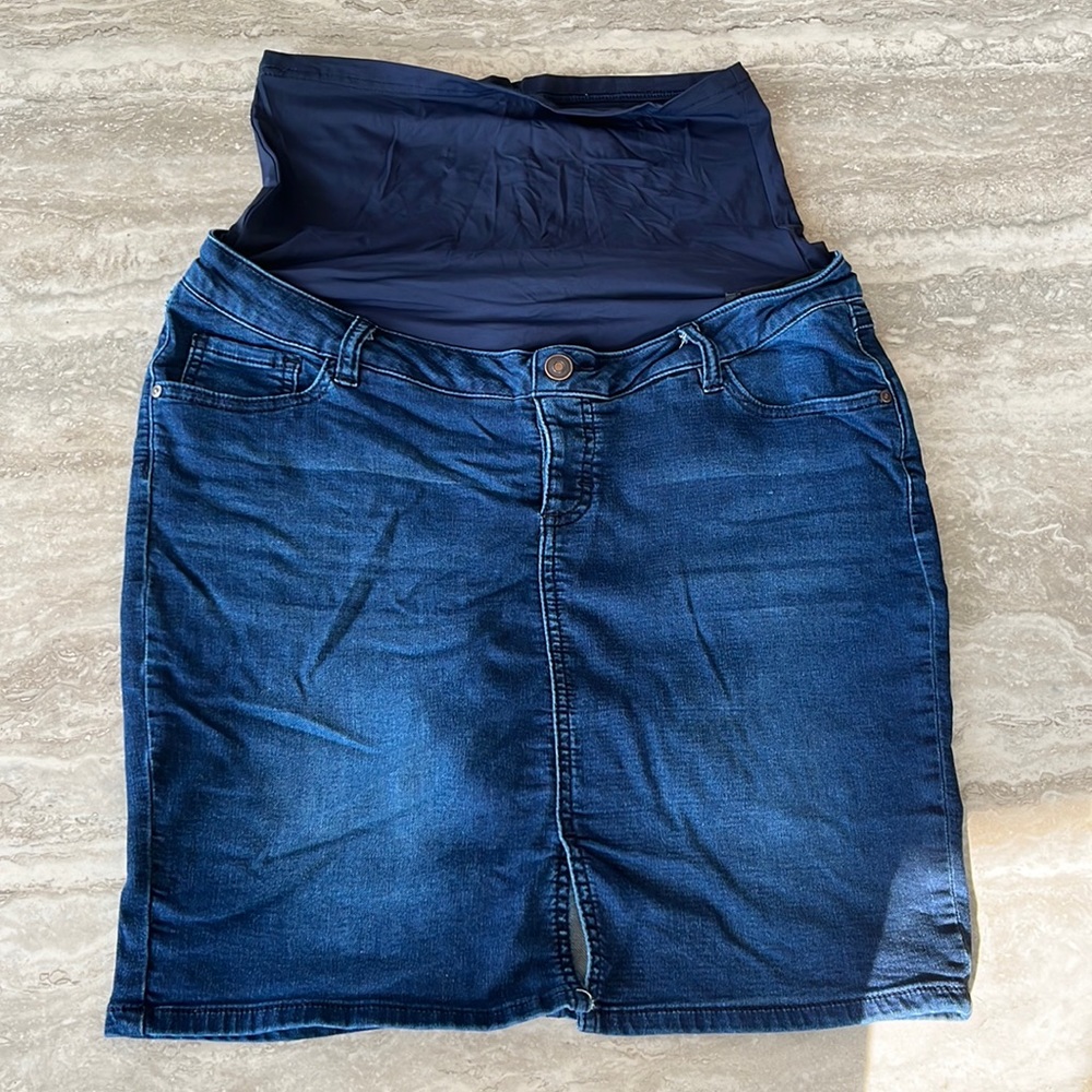 *MATERNITY* Jean skirt